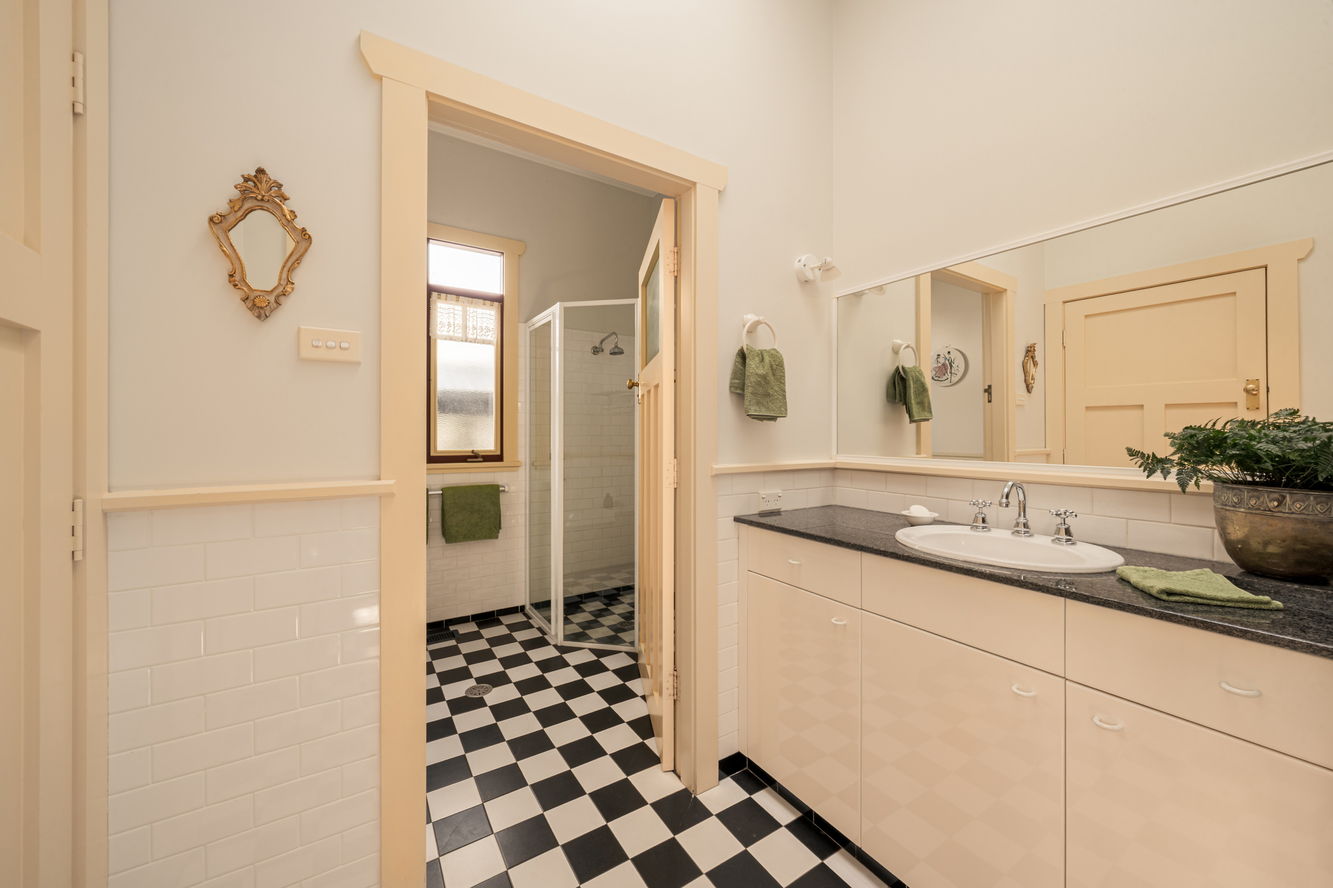 2 Bell Street, Blackheath, NSW 2785 AUS