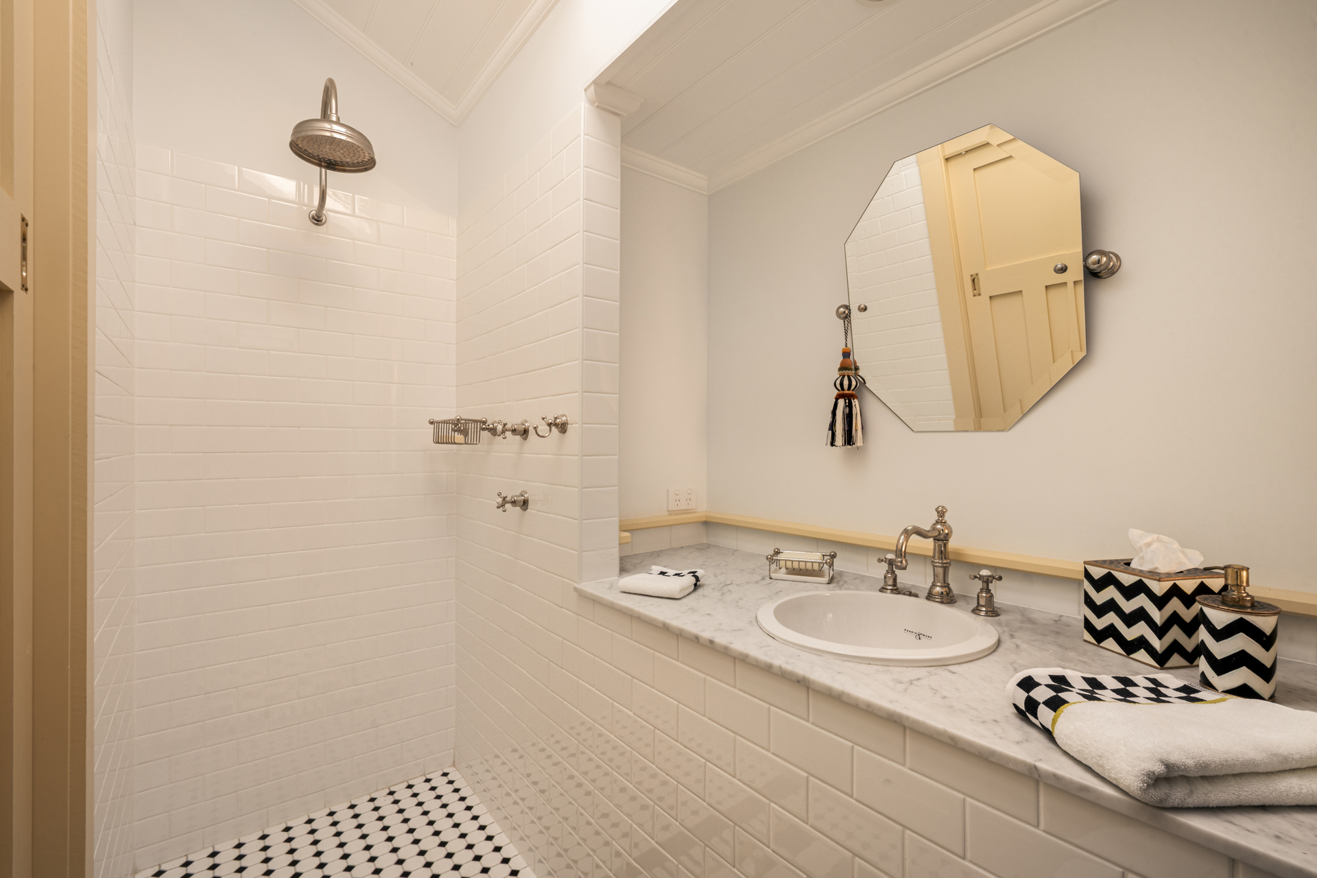 2 Bell Street, Blackheath, NSW 2785 AUS