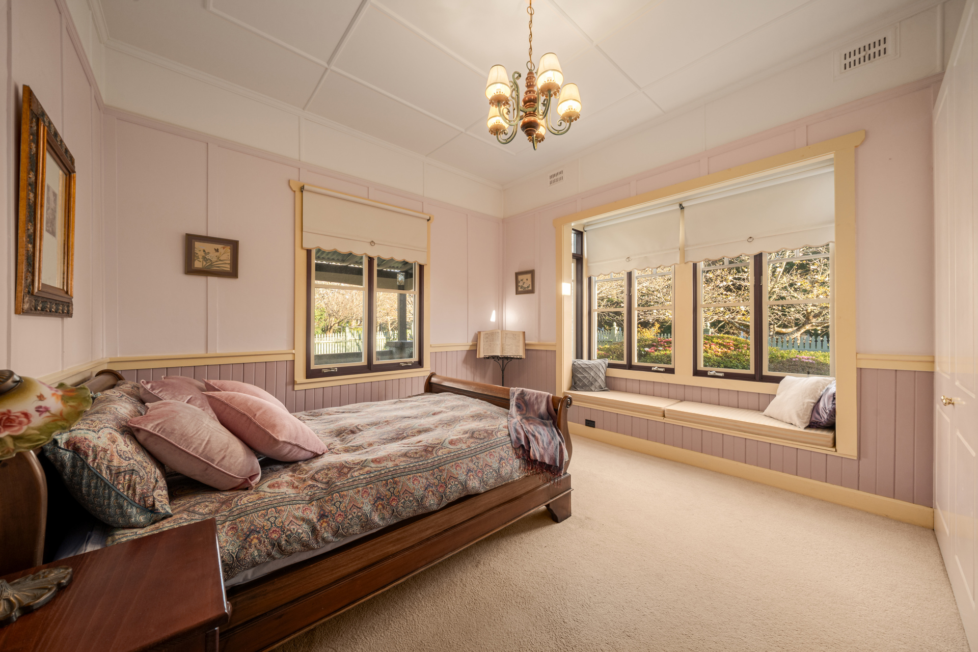 2 Bell Street, Blackheath, NSW 2785 AUS