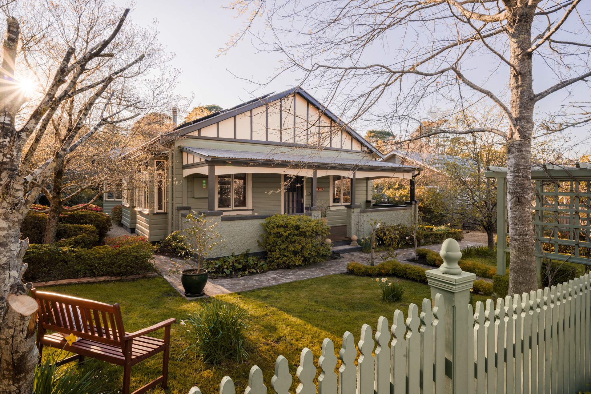 2 Bell Street, Blackheath, NSW 2785 AUS