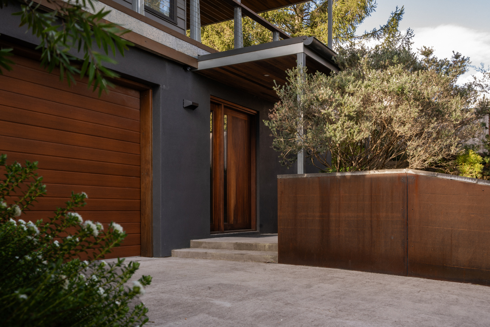 42 Hargraves Street, Blackheath, NSW 2785 AUS