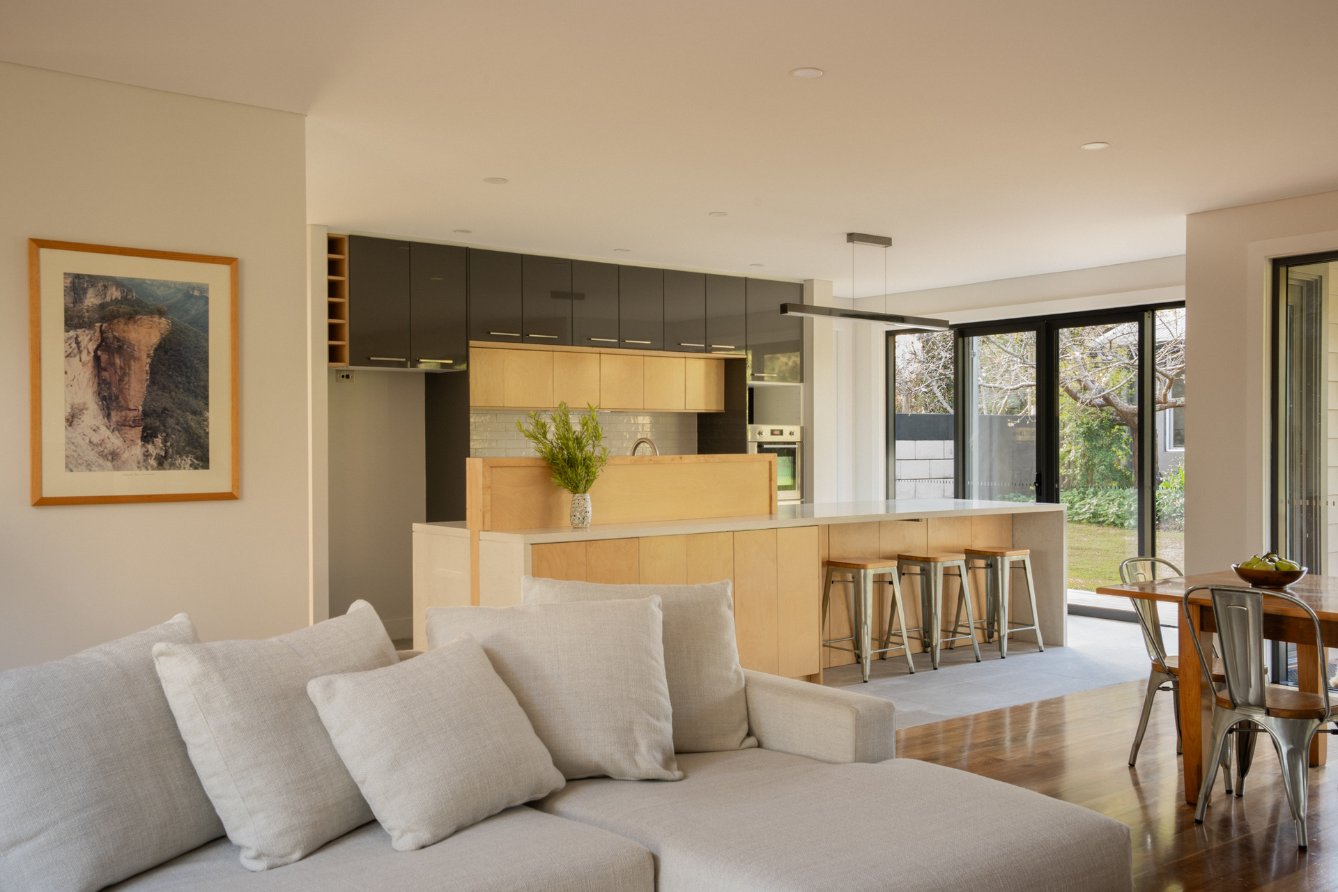 42 Hargraves Street, Blackheath, NSW 2785 AUS
