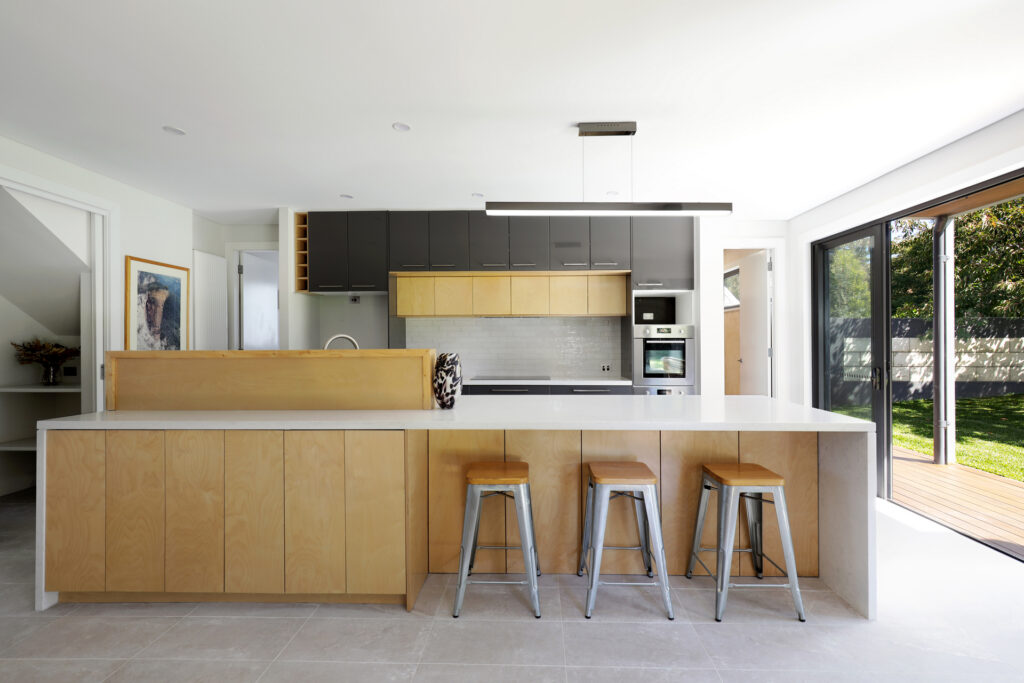 42 Hargraves Street, Blackheath, NSW 2785 AUS