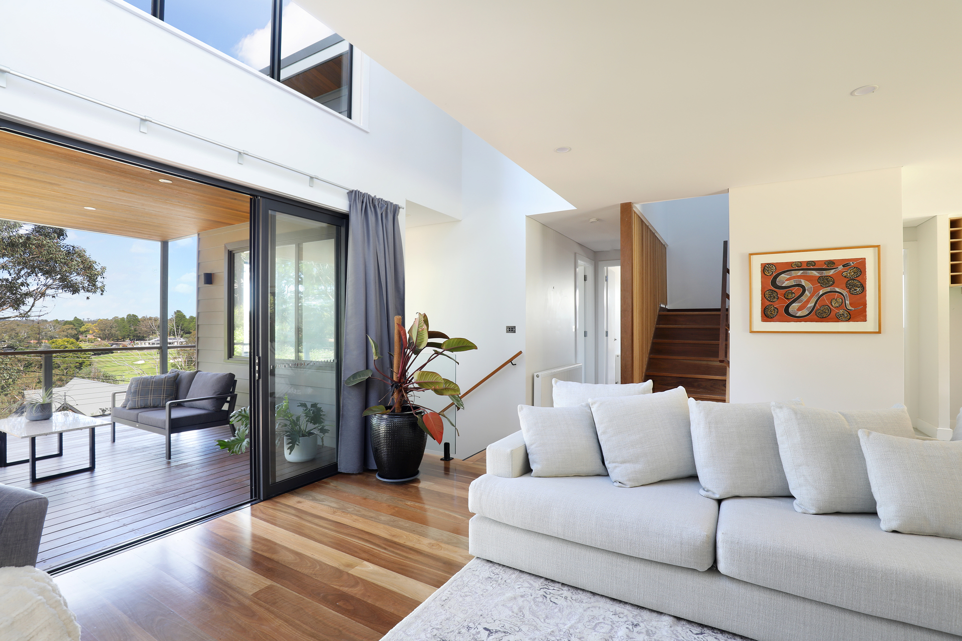 42 Hargraves Street, Blackheath, NSW 2785 AUS