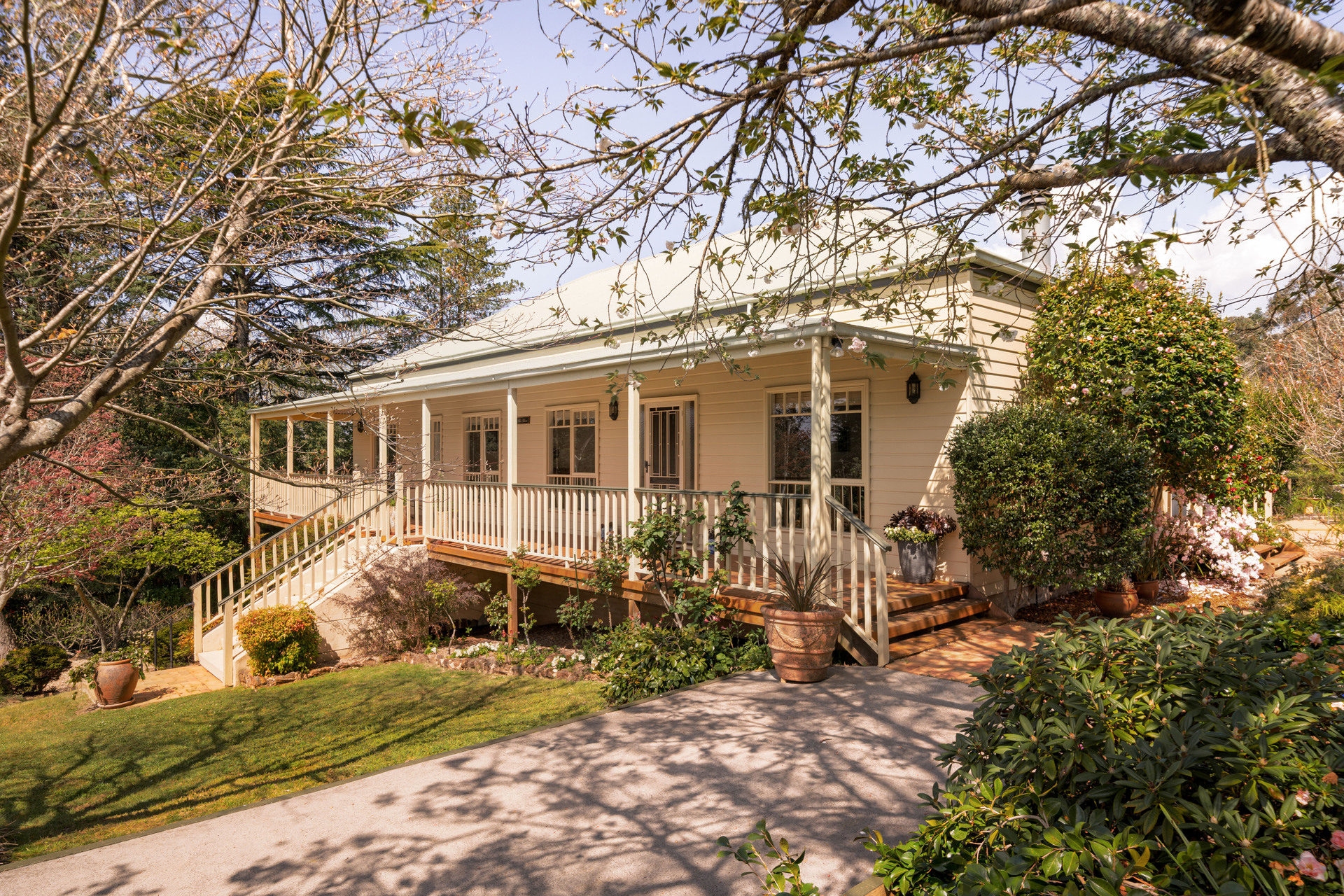 51 Northcote Road, Leura, NSW 2780 AUS
