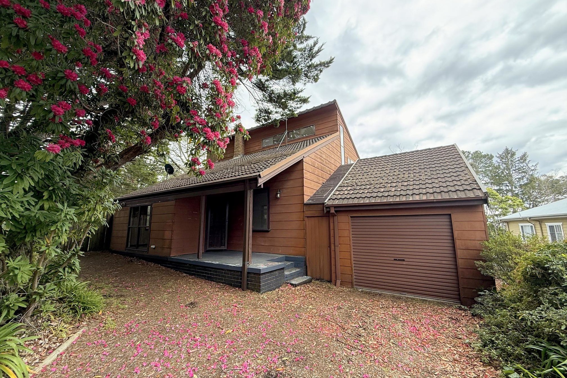 42 Henderson Road, Wentworth Falls, NSW 2782 AUS