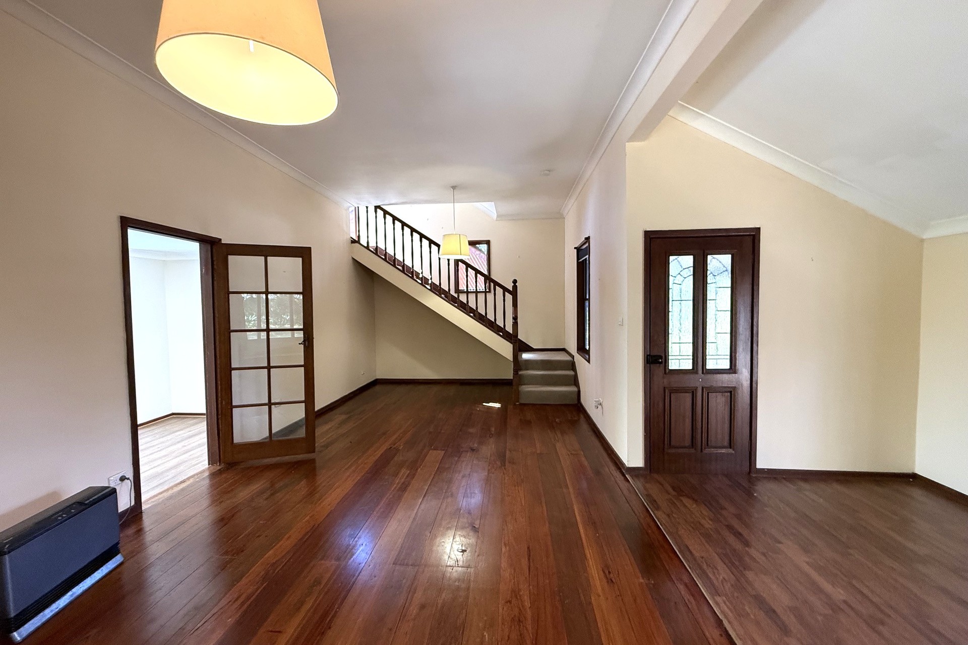 42 Henderson Road, Wentworth Falls, NSW 2782 AUS
