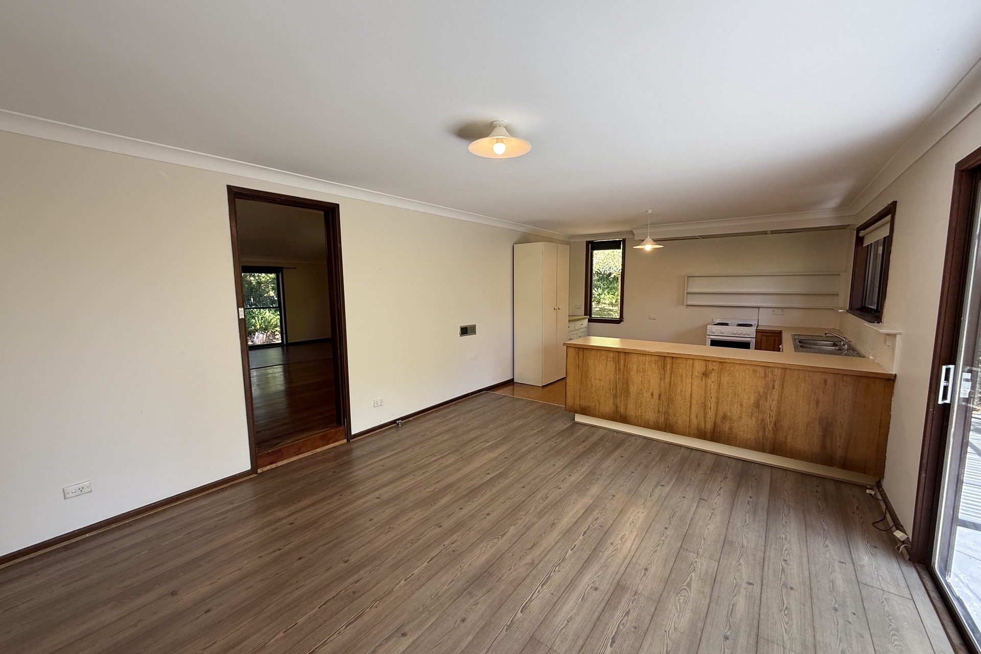 42 Henderson Road, Wentworth Falls, NSW 2782 AUS