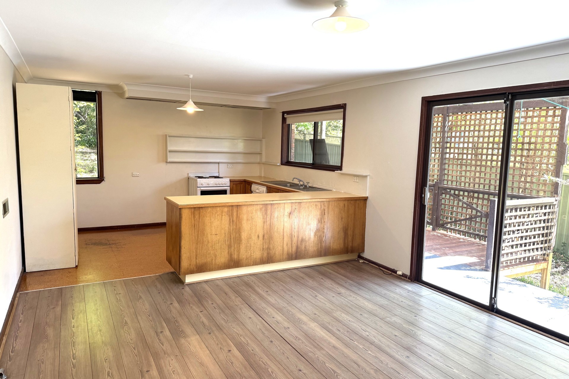 42 Henderson Road, Wentworth Falls, NSW 2782 AUS