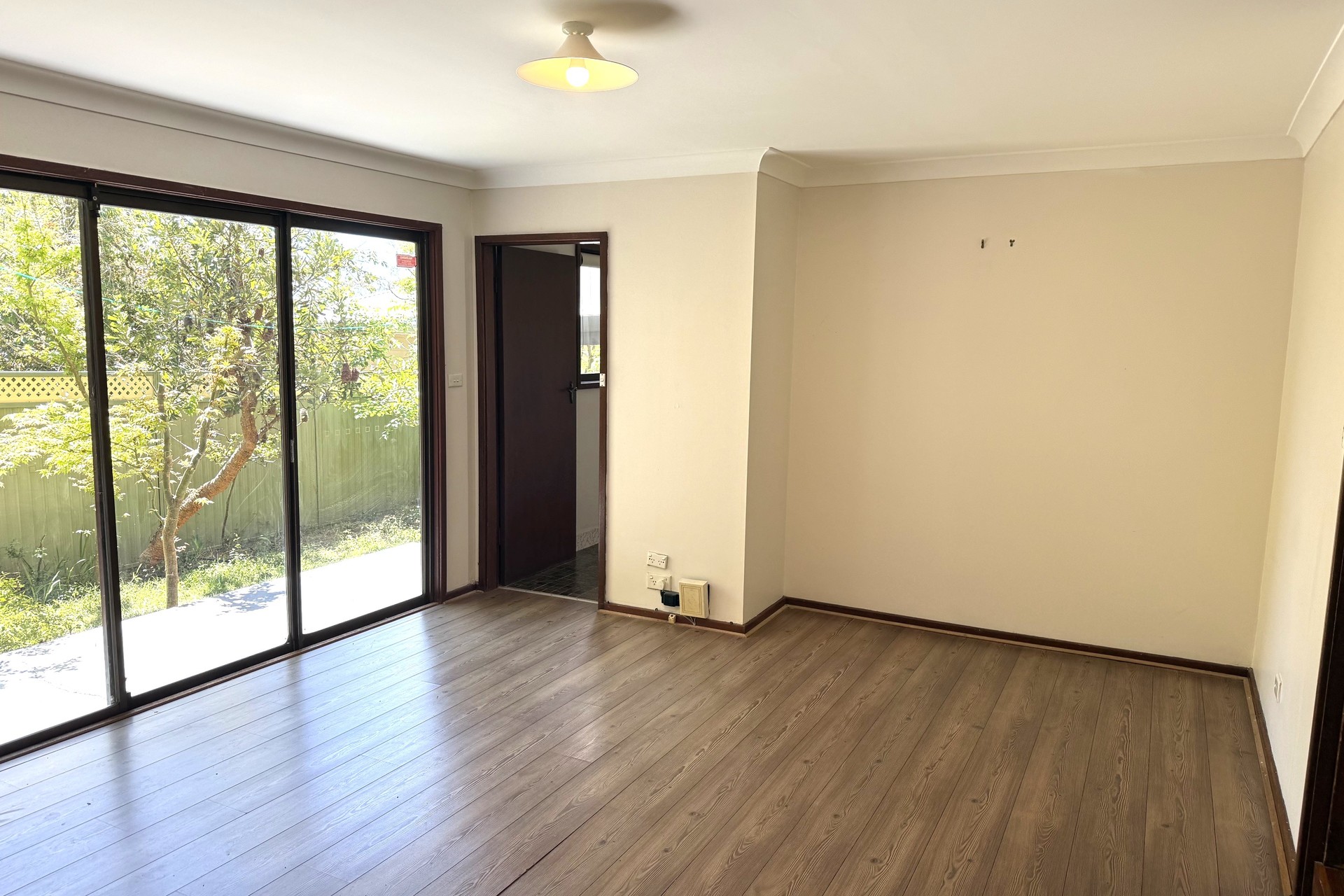 42 Henderson Road, Wentworth Falls, NSW 2782 AUS