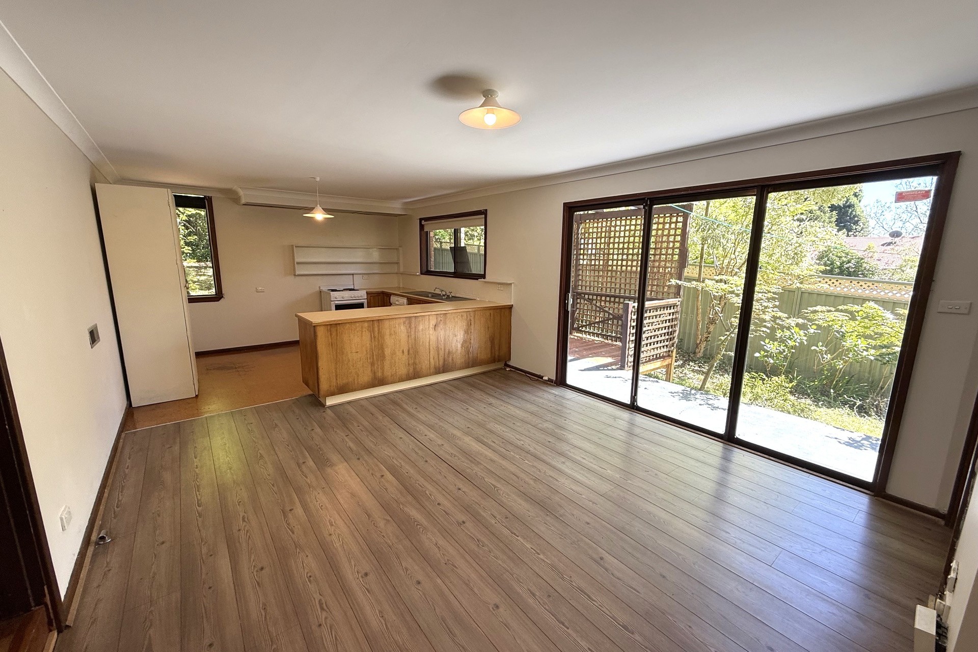 42 Henderson Road, Wentworth Falls, NSW 2782 AUS