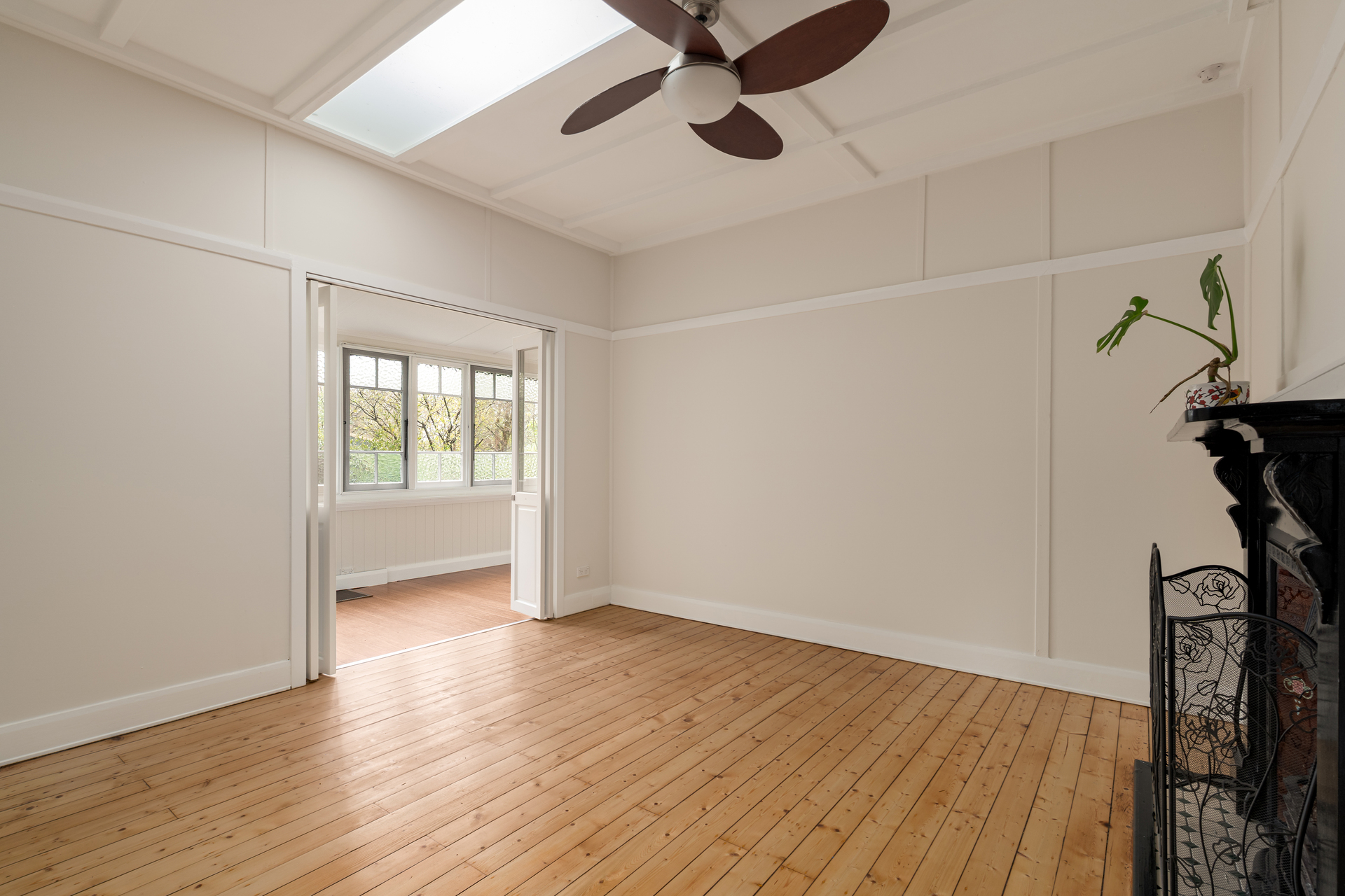 15 Mort Street, Katoomba, NSW 2780 AUS