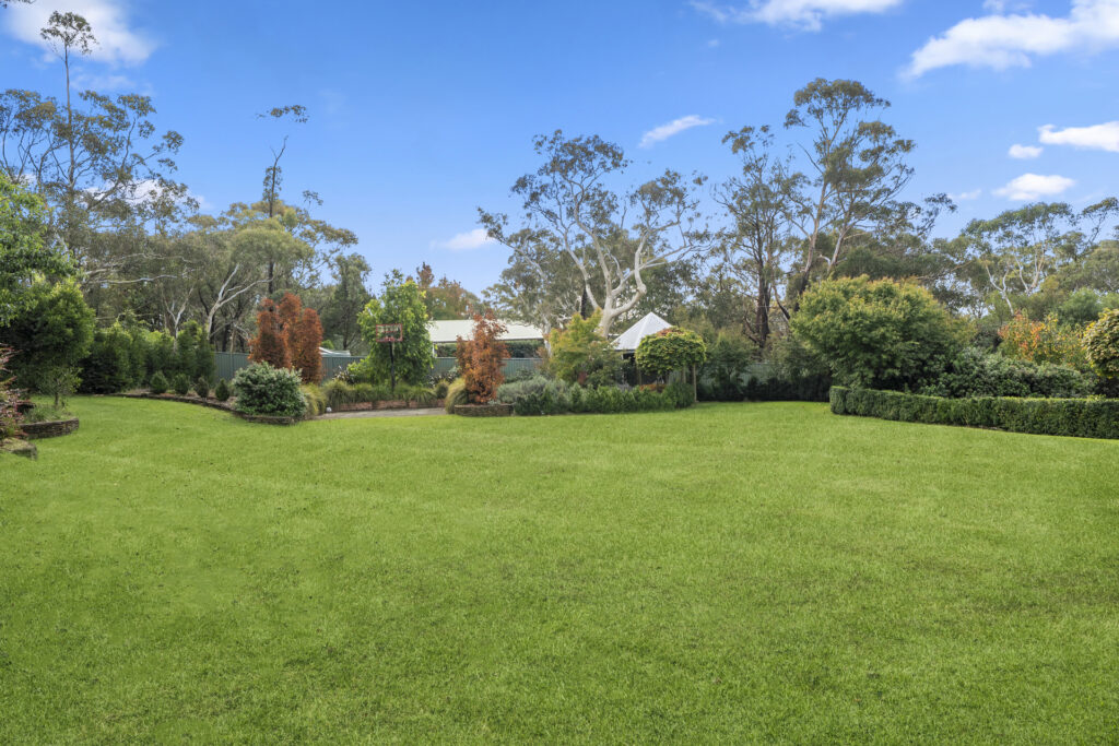 16-24 Redfern Street, Wentworth Falls, NSW 2782 AUS