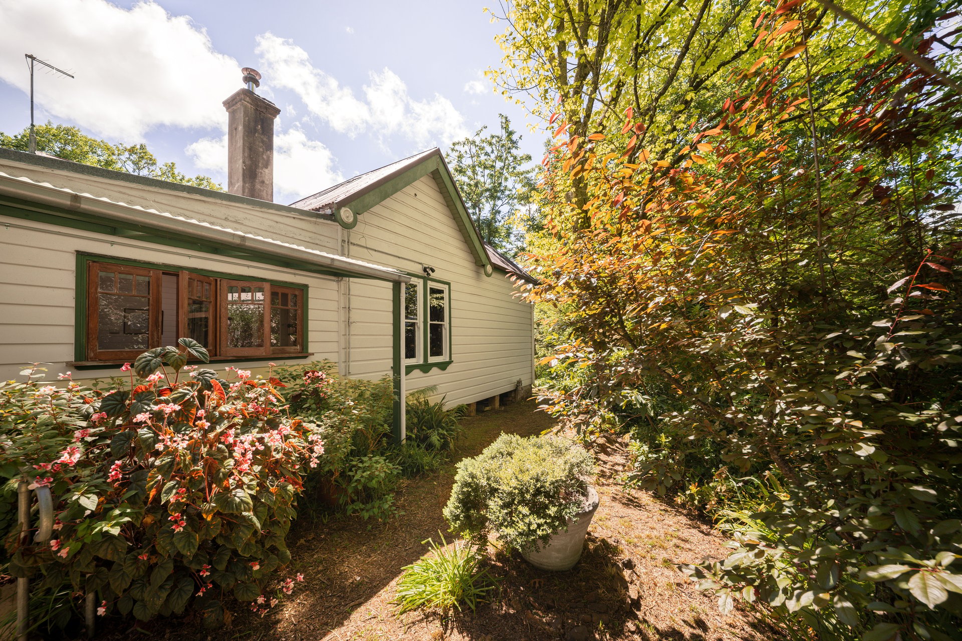 49 Wilson Street, Wentworth Falls, NSW 2782 AUS