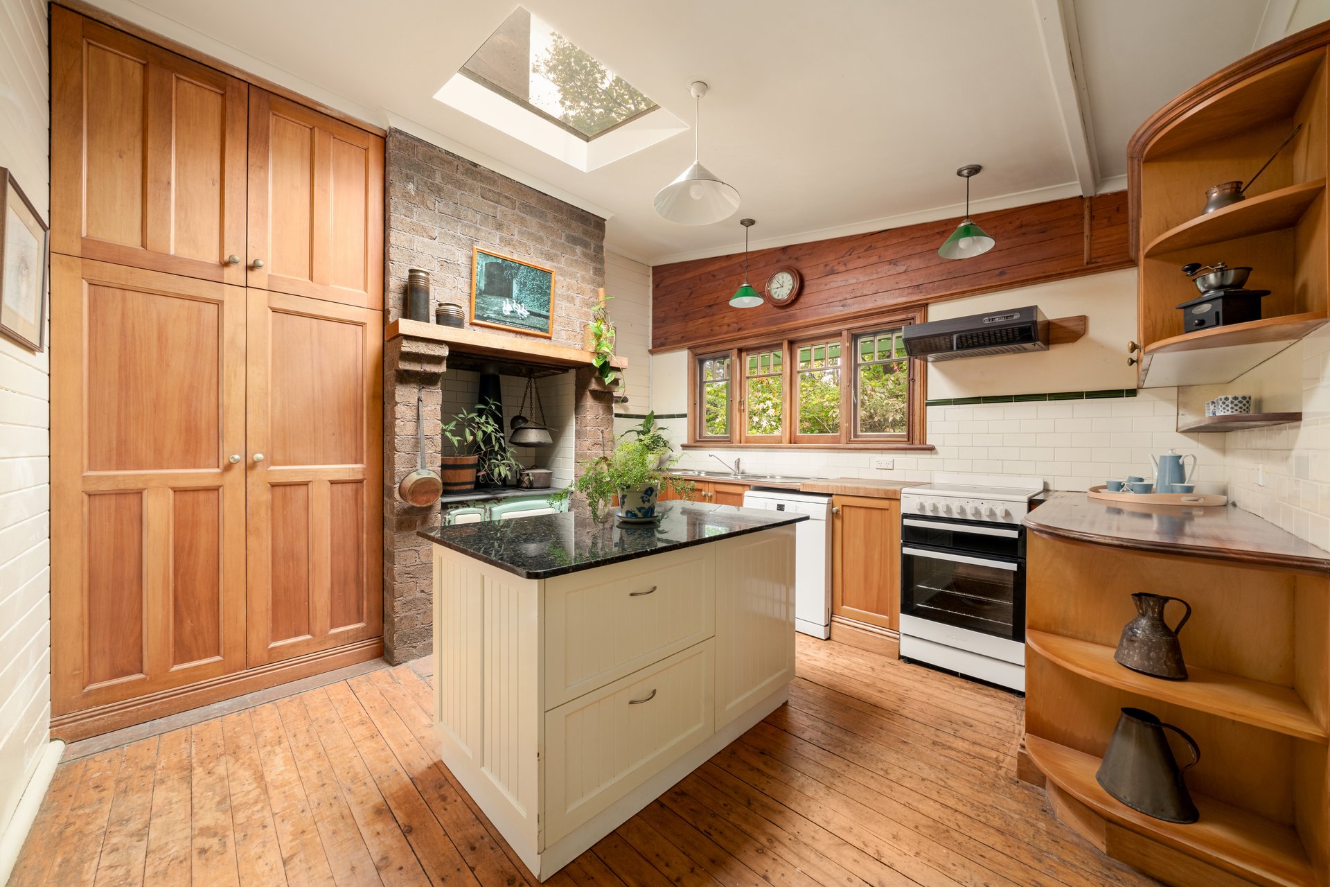 49 Wilson Street, Wentworth Falls, NSW 2782 AUS