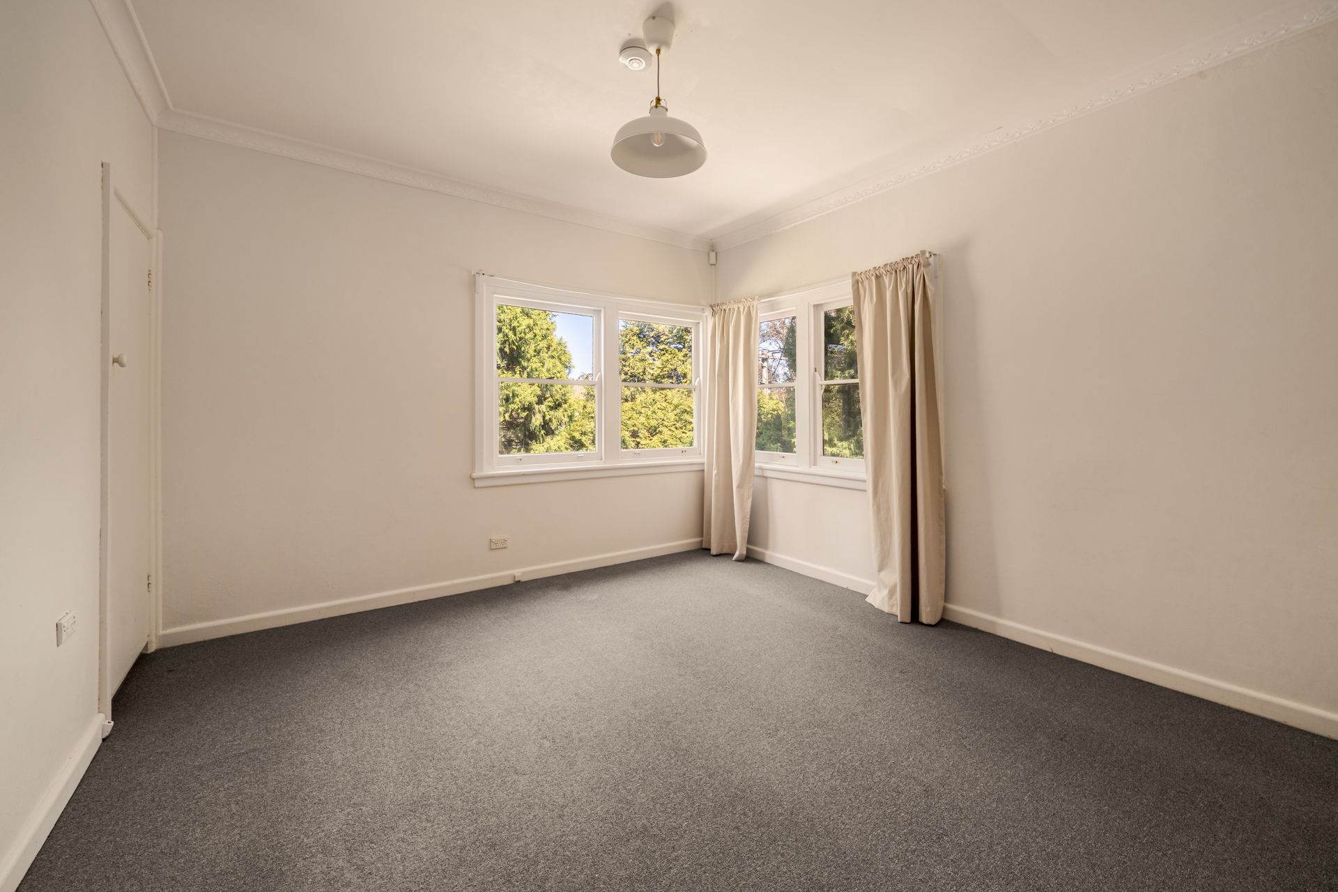 27 Dora Street, Katoomba, NSW 2780 AUS