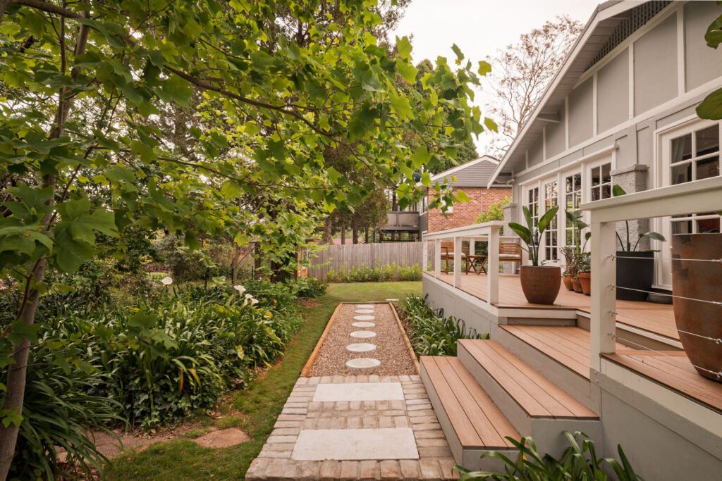 154 Blaxland Road, Wentworth Falls, NSW 2782 AUS