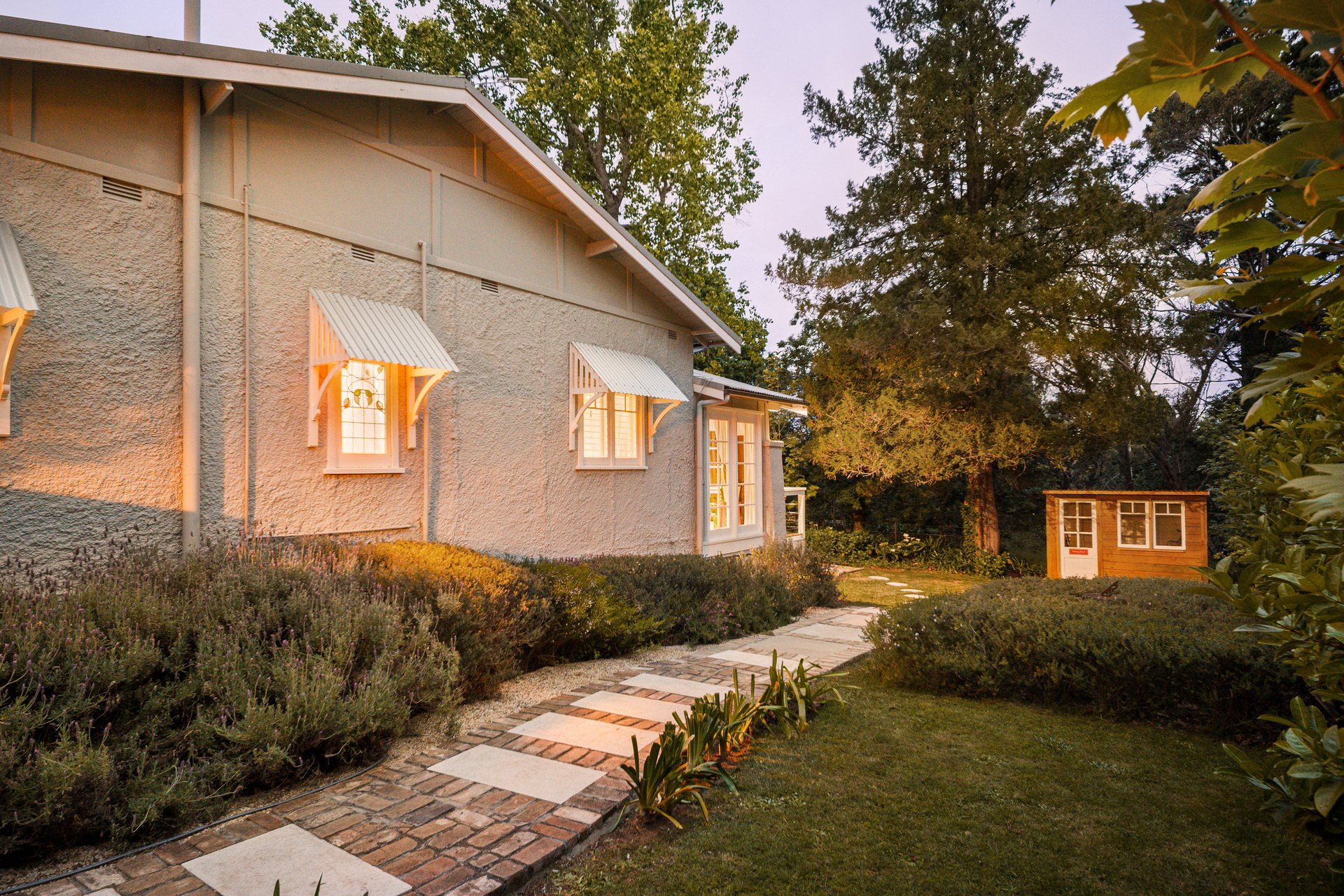 154 Blaxland Road, Wentworth Falls, NSW 2782 AUS