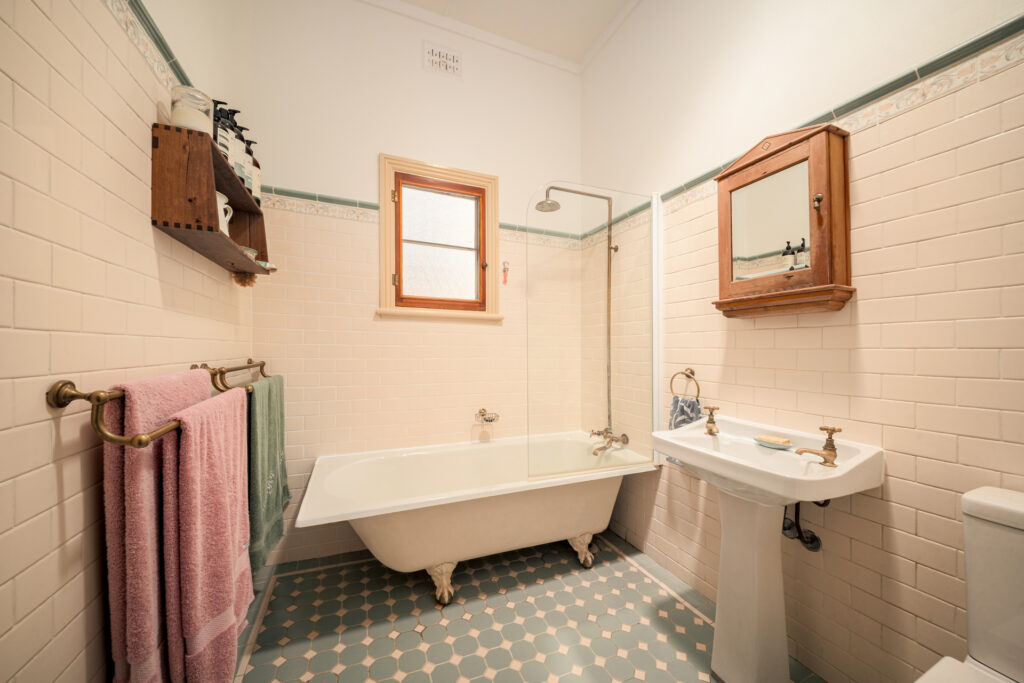 102 Waratah Street, Katoomba, NSW 2780 AUS