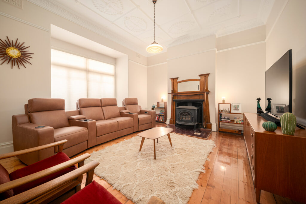 102 Waratah Street, Katoomba, NSW 2780 AUS