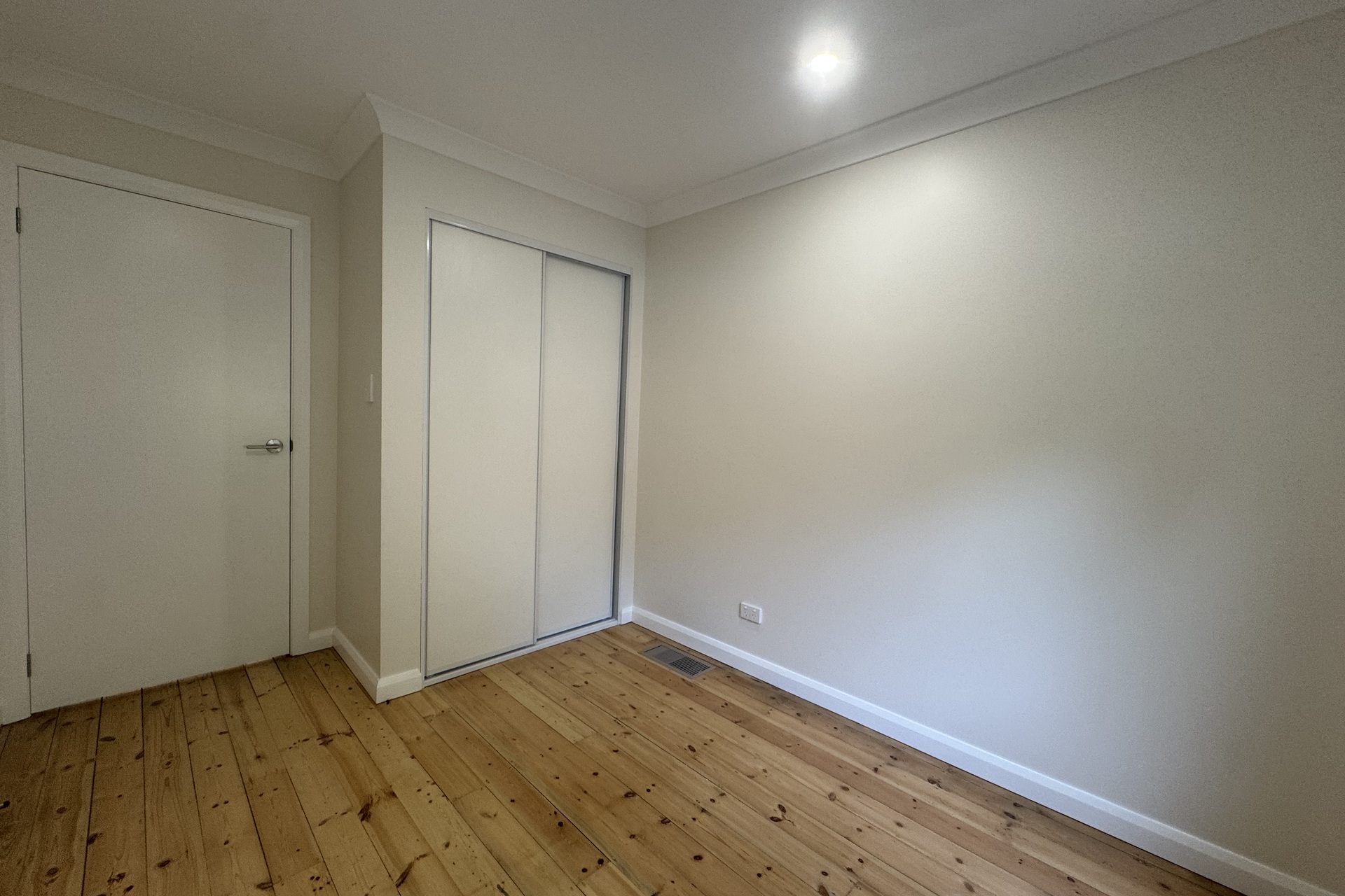 11 Orient Street, Katoomba, NSW 2780 AUS